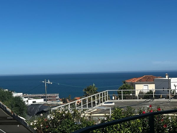 Villa in Estepona - view 1