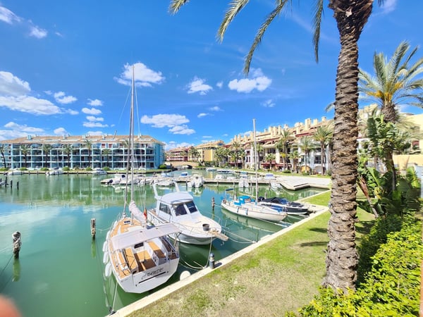 Apartment in Sotogrande - view 1