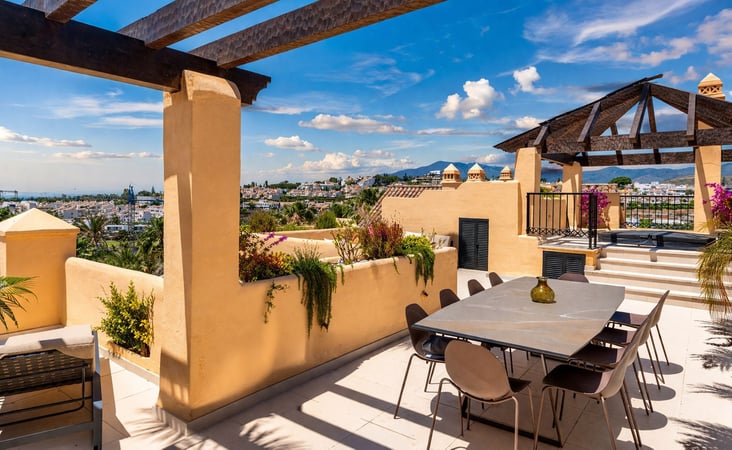 Apartment in La Atalaya - view 1
