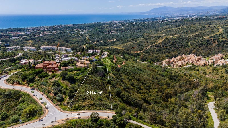 Land in Elviria - view 1