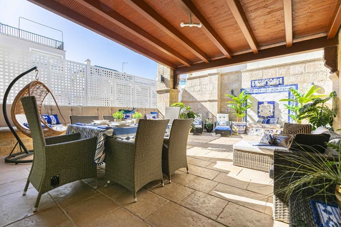 Penthouse in Marbella - view 1