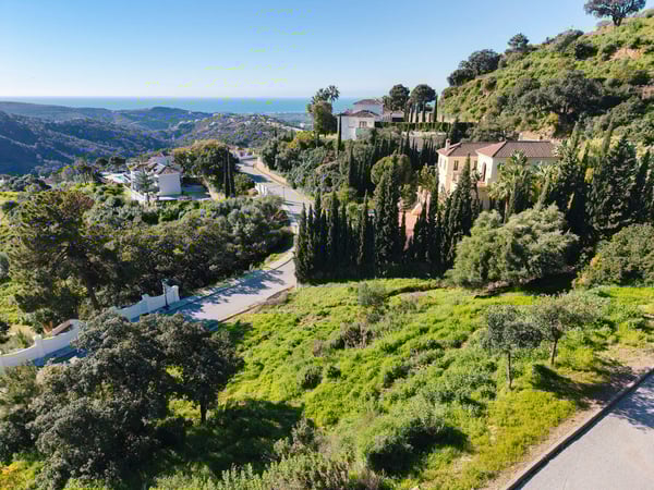 Land in Benahavis - view 1