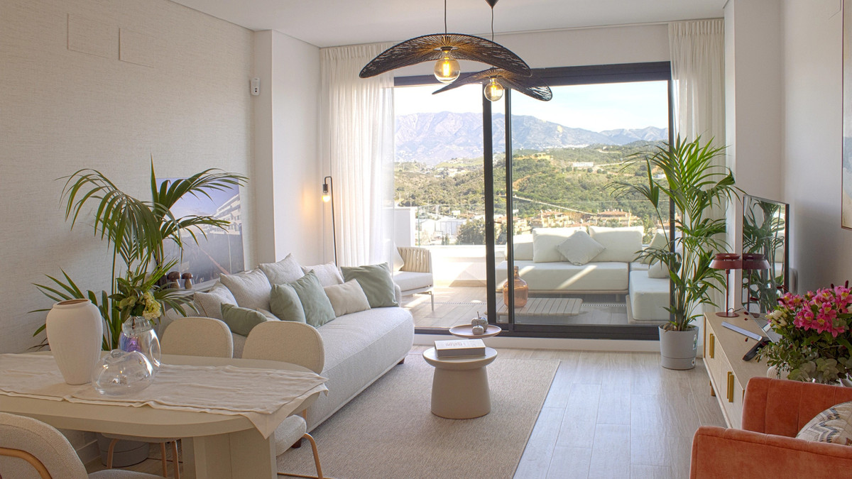 Apartment in La Cala De Mijas - Image 2