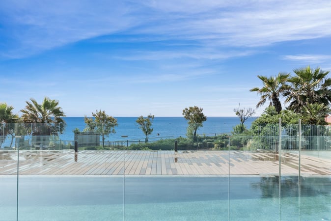 Apartment in Estepona - view 1
