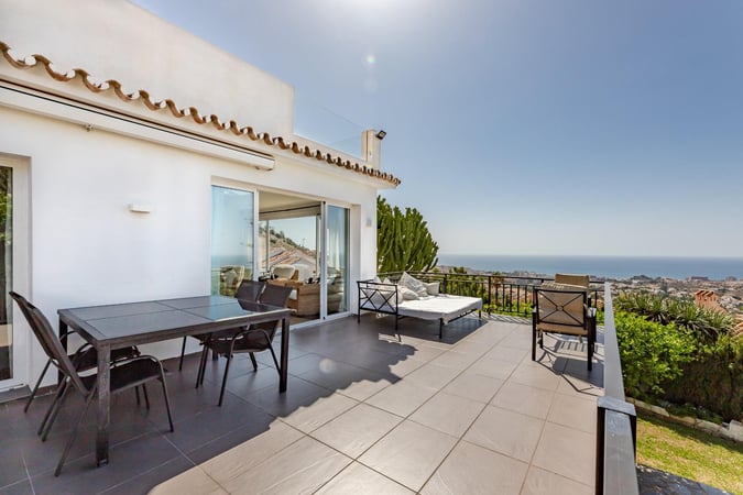 Villa in Benalmadena - view 1