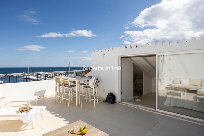 Penthouse in Puerto Banus - view 1