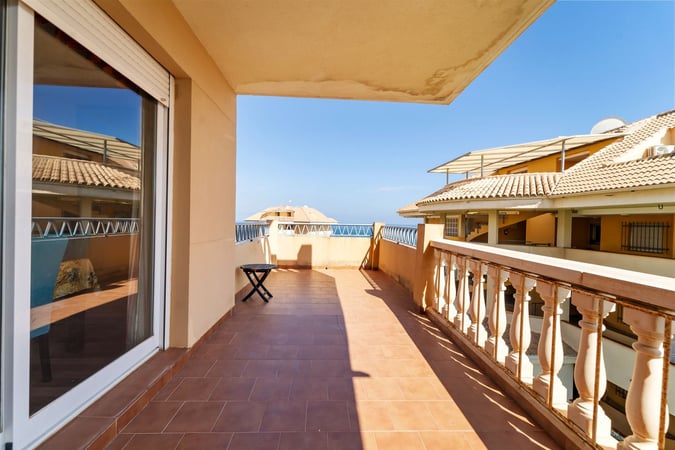 Apartment in Fuengirola - view 1