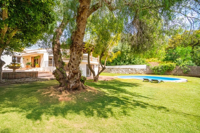 Villa in Malaga - view 1