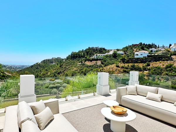 Villa in Atalaya Isdabe - view 1