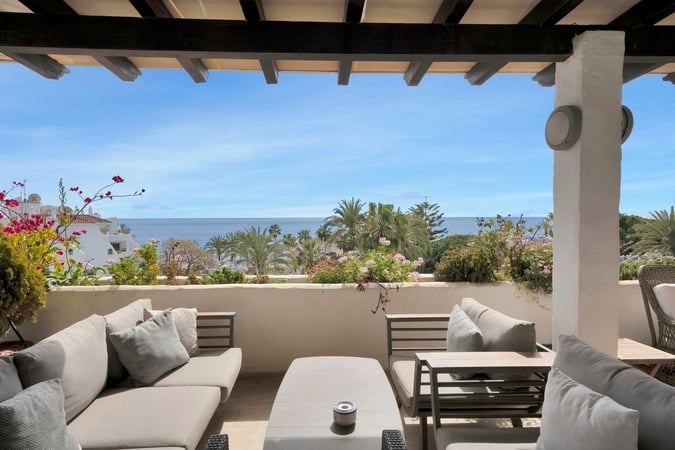 Penthouse in Marbella - view 1