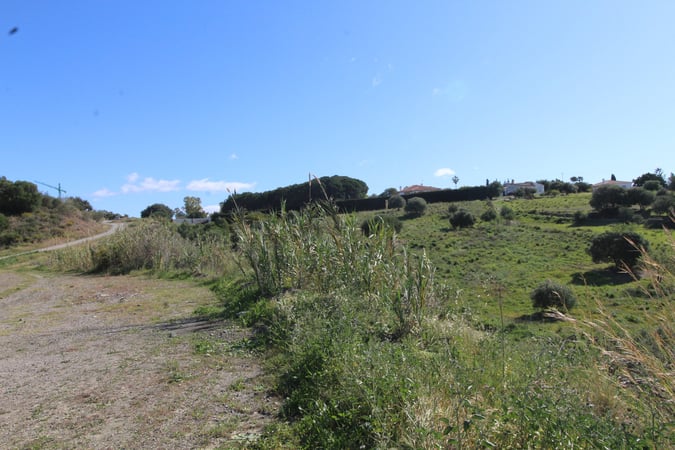 Land in Benahavis - view 1