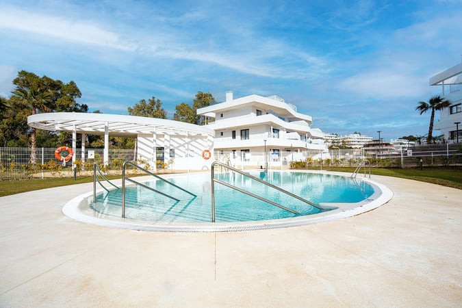 Apartment in Estepona - view 1