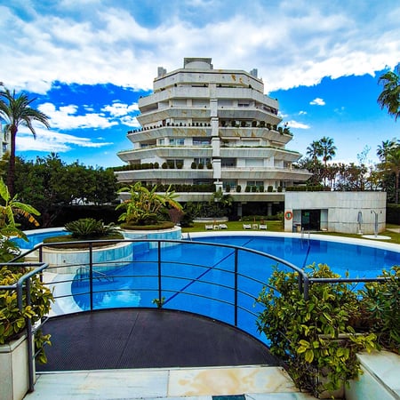 Apartment in Marbella - view 1