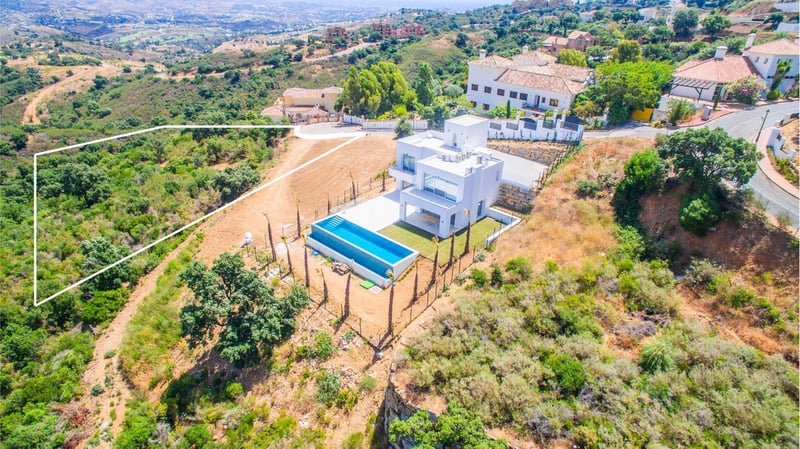 Land in La Mairena - view 1