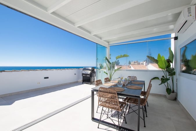 Penthouse in Sitio de Calahonda - view 1
