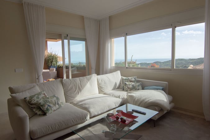 Apartment in La Mairena - view 1