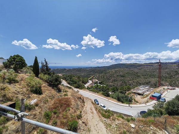 Land in Benahavis - view 1
