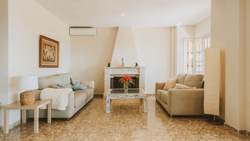 Villa in Marbella - view 1