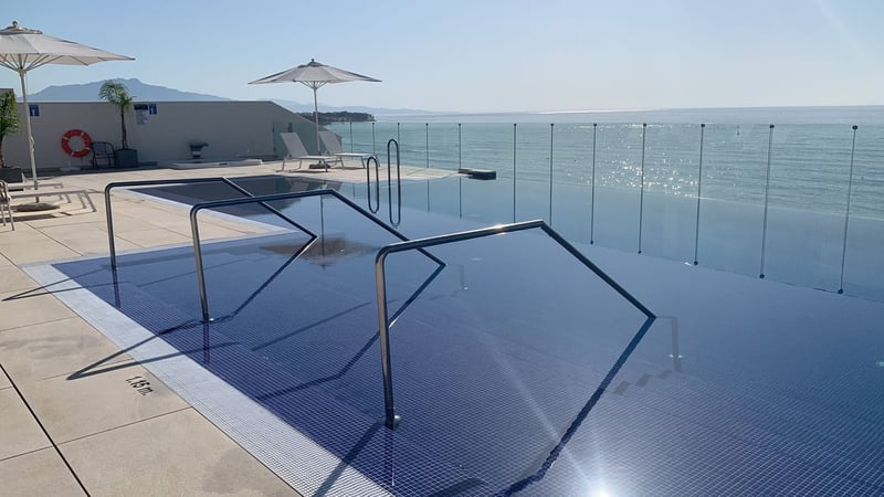 Apartment in Estepona - view 1