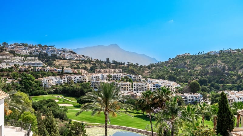 Villa in Atalaya Isdabe - view 1