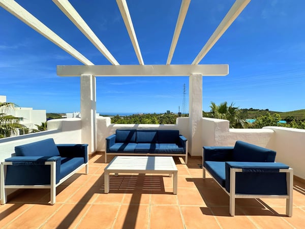 Penthouse in Casares - view 1