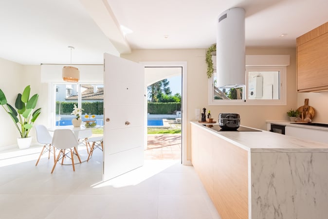 Apartment in San Pedro de Alcantara - view 1