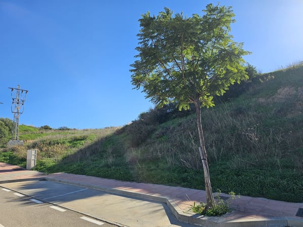 Land in Estepona - view 1