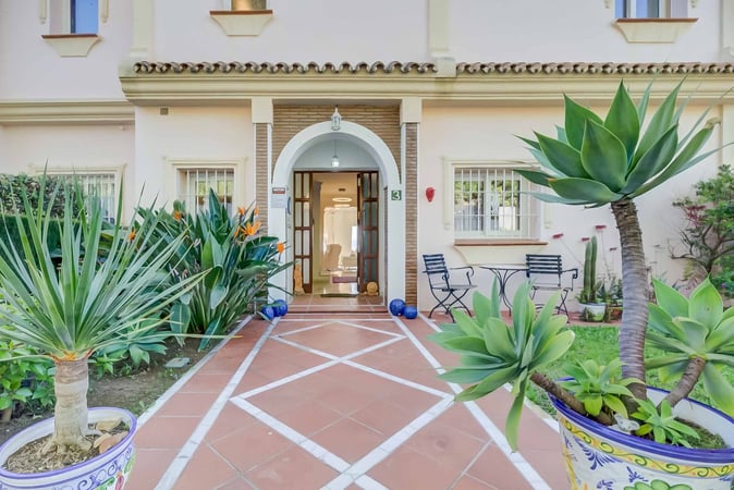 House in Artola - view 1