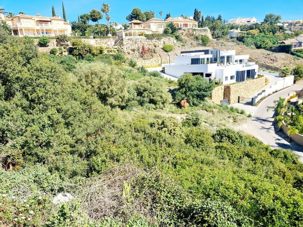 Land in Benahavis - view 1