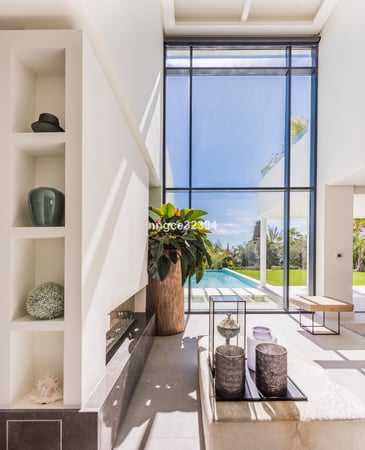 Villa in Malaga - view 1