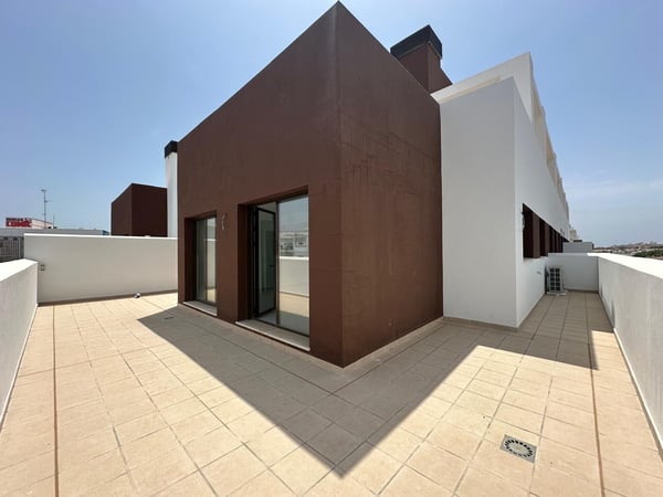 Penthouse in Estepona - view 1