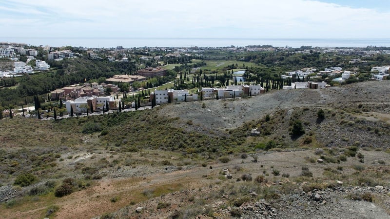 Land in Benahavis - view 1