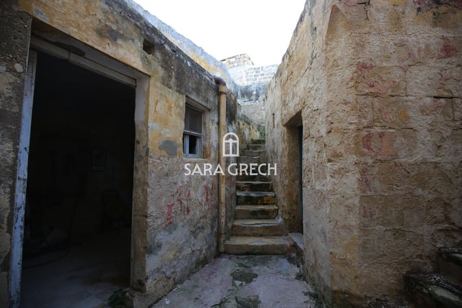 House in Ir-Rabat - view 1