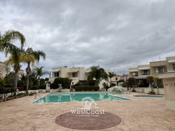 Apartment in Ayios Theodoros - view 1