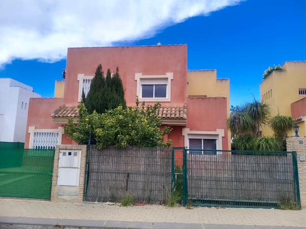 House in La Tercia - view 1