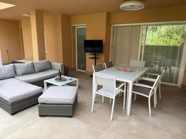 Apartment in Las Chapas - view 1