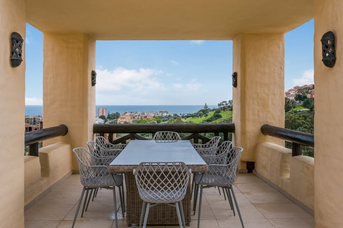 Penthouse in La Duquesa - view 1
