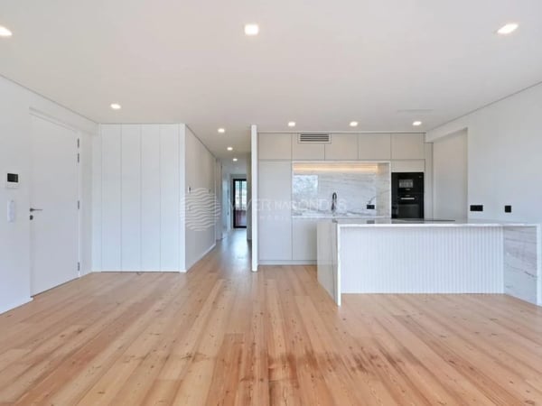 Apartment in Creixomil - view 1