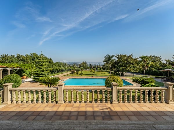 Villa in Nevogilde - view 1