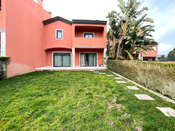 Villa in Castelo - view 1