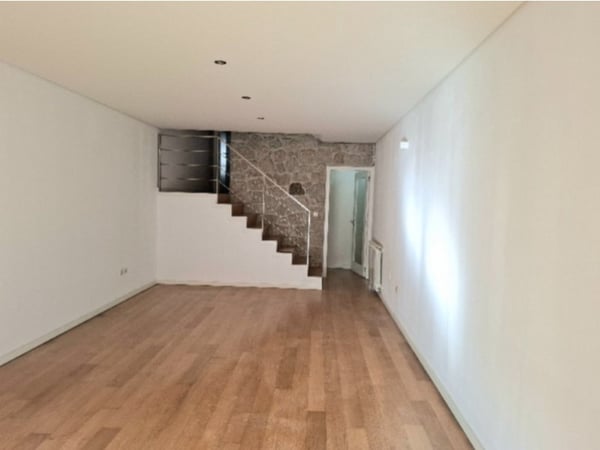 Villa in Vila Nova de Famalicao - view 1