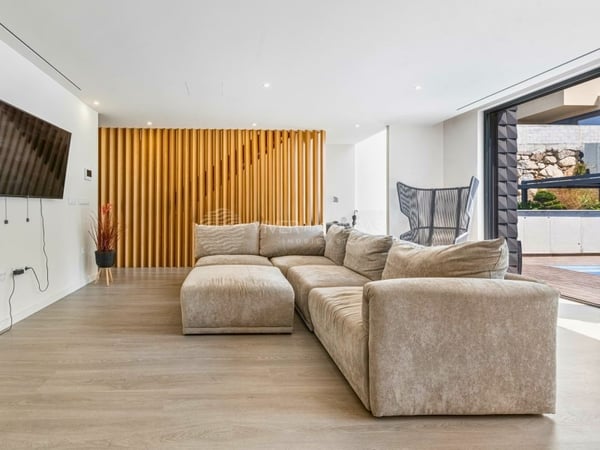 Villa in Palmeira - view 1