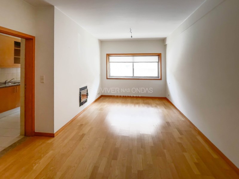 Apartment in Aldao - Image 2