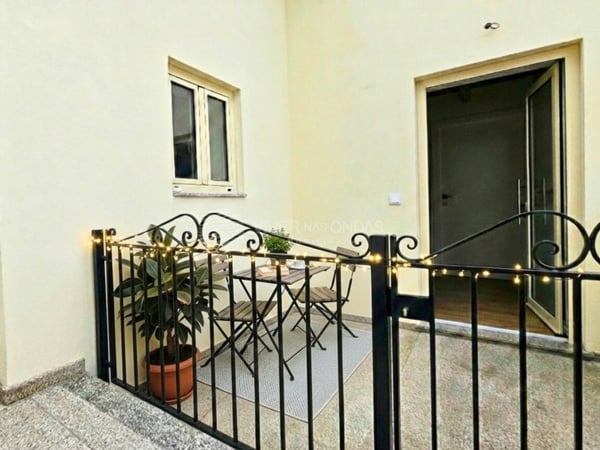 House in Rio Tinto - view 1