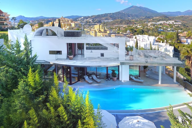 House in Nueva Andalucia - view 1