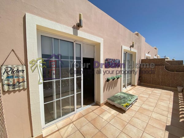 House in Urbanizacion Fuerteventura Golf Club - view 1