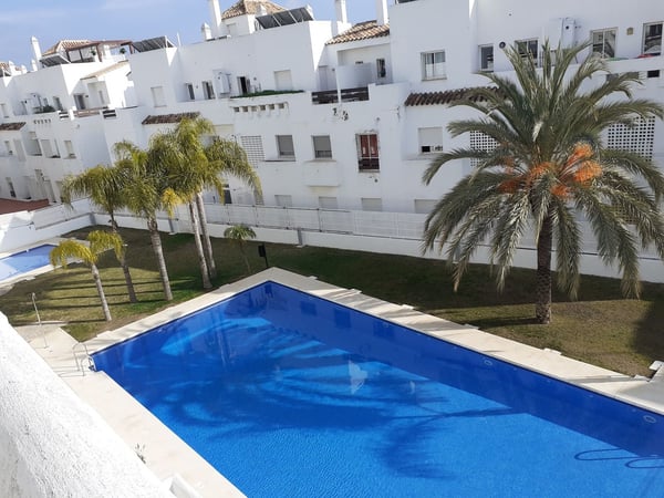 Apartment in Estepona - view 1