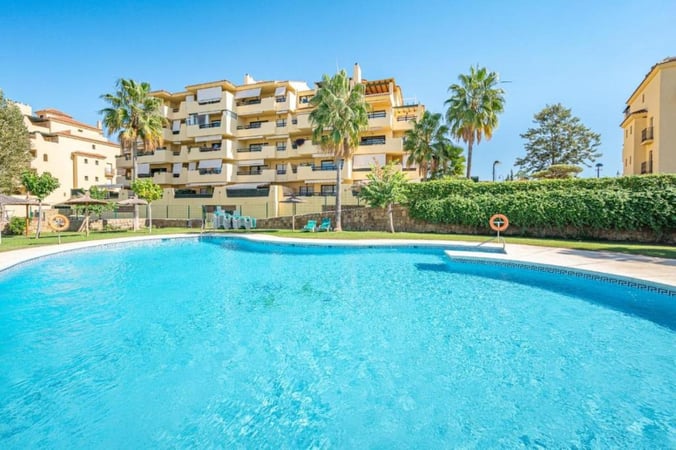 Apartment in Estepona - view 1