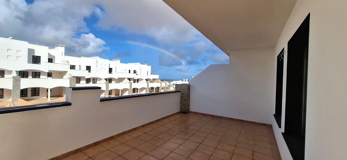 Apartment in Corralejo - Image 2