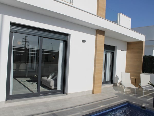 House in Roldan - view 1